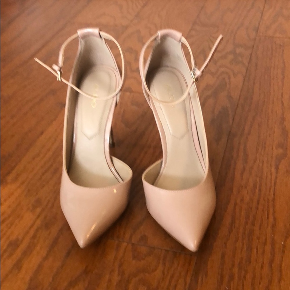 Also Nude pink heels